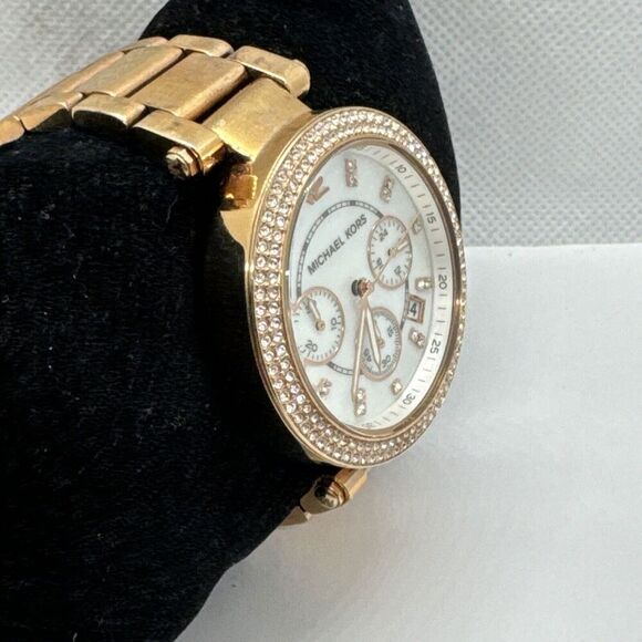 Michael Kors Parker MK5491 Women\'s Gold Stainless Steel Analog Dial Watch JNA588 main image 5